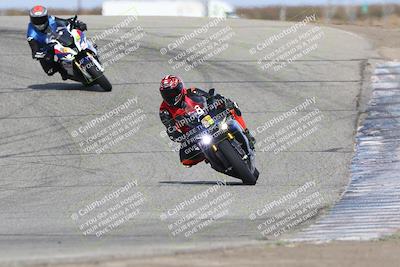 media/Nov-26-2023-TrackDaz (Sun) [[64ad8cfd8f]]/Mock Race/Outside Grapevine/